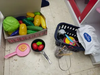 Cocinita de madera para niñ@s