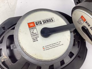 altavoces jbl gto925e