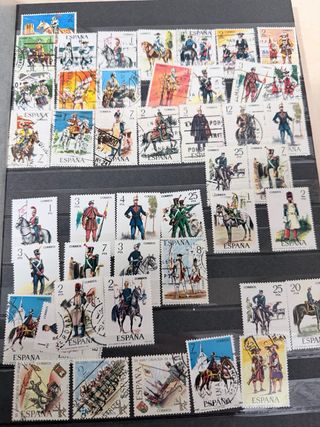 Álbum sellos antiguos España personajes