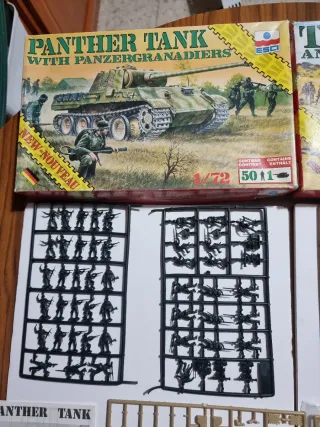 Maquetas Plástico ESCI 1/72 (Panther, Tractor)