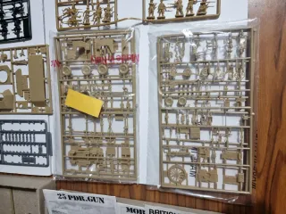 Maquetas Plástico ESCI 1/72 (Panther, Tractor)