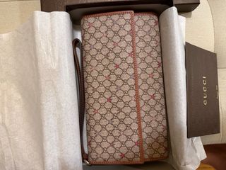 Portafoglio Gucci con laccio donna