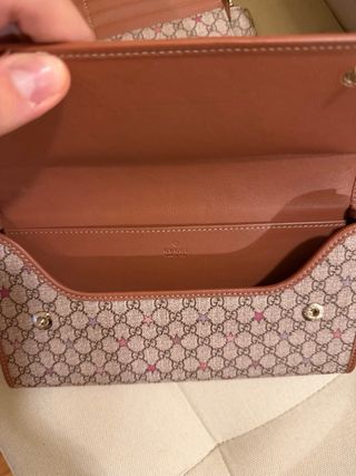 Portafoglio Gucci con laccio donna