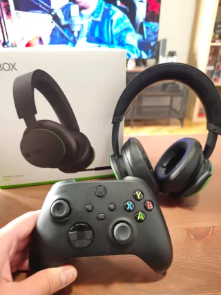 Xbox Series X Negra + Juegos y Accesorios