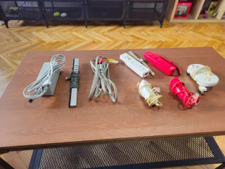 Nintendo Wii Roja (VERSION AMERICANA) + Juegos y