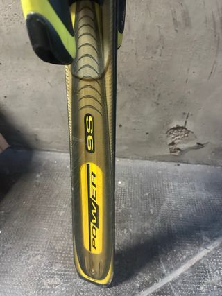 Esquís Race 100 con fijaciones