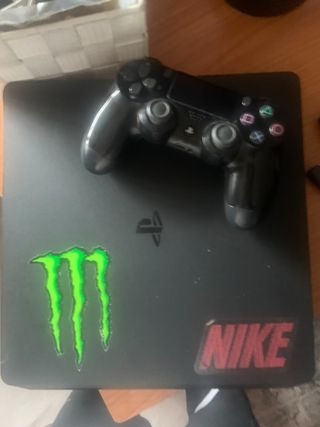 PS4 Slim Negra + 2 Mandos + Call of Duty