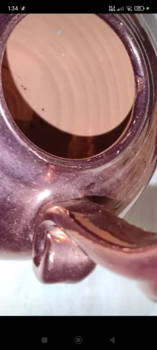 Tetera antigua decorada