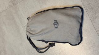 DJI Osmo Mobile Gimbal + Accesorios para el móvil