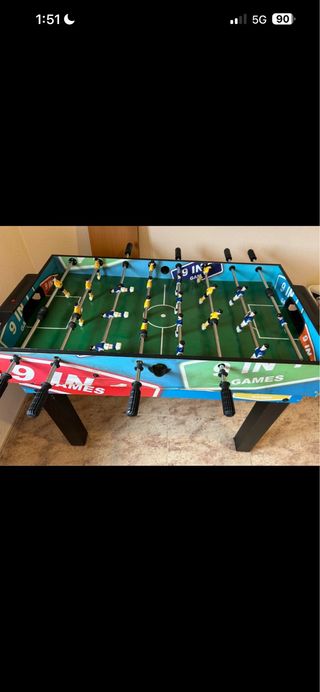 Mesa de futbolín, billar y hockey