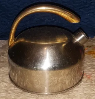 Tetera de acero inoxidable