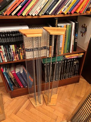 2 Estanterías CD Metal y Madera