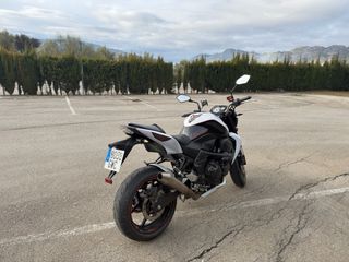 Kawasaki Z750 2011 25.000km