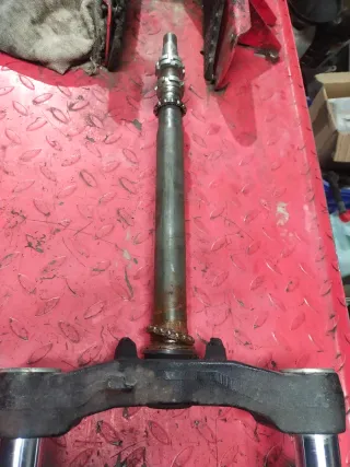 Horquilla Yamaha Xmax 125/250/400 año 2014 al 2017