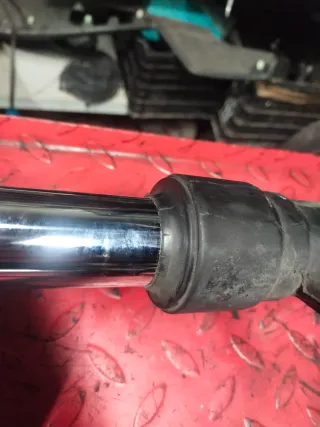 Horquilla Yamaha Xmax 125/250/400 año 2014 al 2017