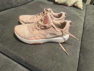 Zapatillas Nike Rosa y Blanco