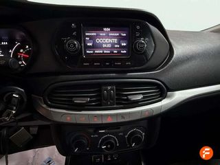 Fiat Tipo 1.4 16v Easy 70kW (95CV) gasolina 5p.