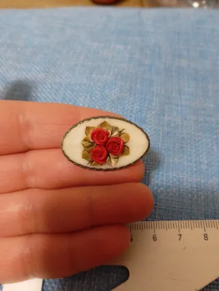 Spilla vintage ceramica rose rosse