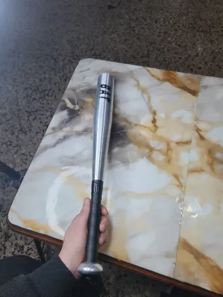 Bate de béisbol de aluminio