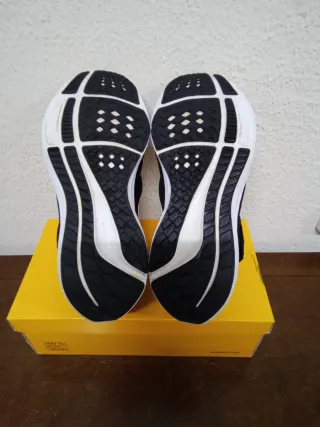 Nike Pegasus Zoom FlyEase, Talla 43, Pefecto Estad