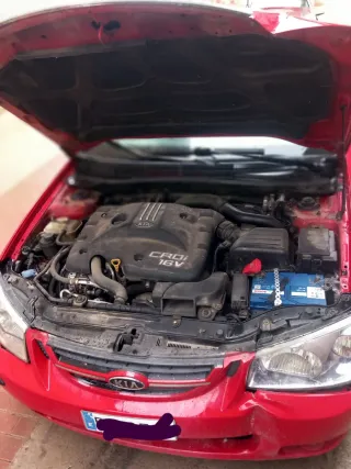 KIA Cerato 2005 (para piezas)