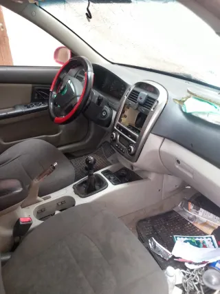 KIA Cerato 2005 (para piezas)