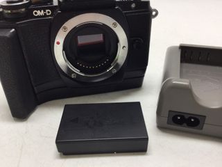 camara digital evil olympus om-d e-m10