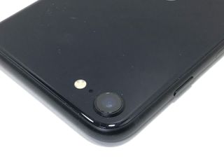 apple iphone se (2020) 64gb