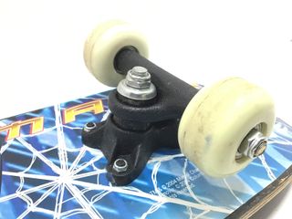 monopatin spiderman spiderman