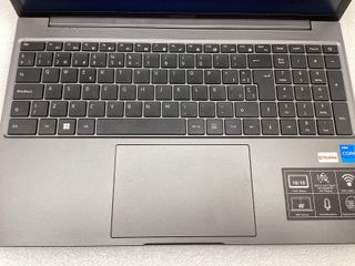 pc portatil medion e16423