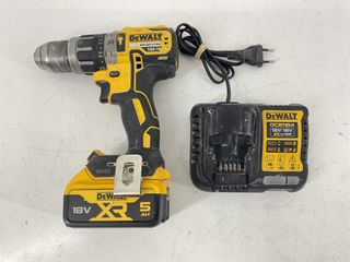 taladro a bateria dewalt dcd796