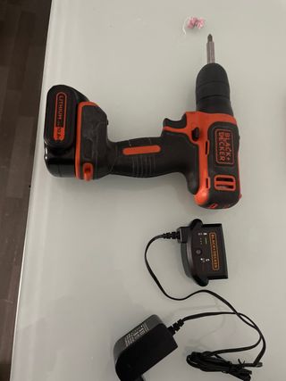 Taladro Black+Decker 10.8V
