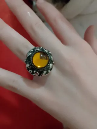 Anello vintage simil ambra