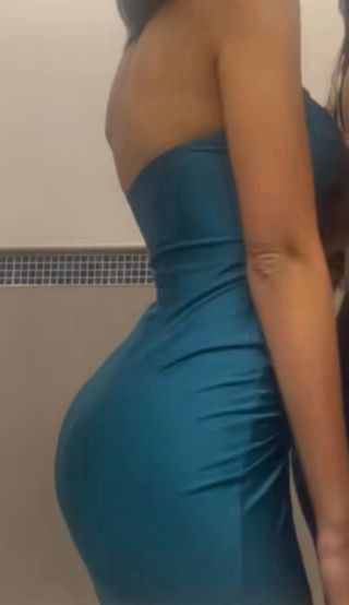 Vestido largo azul petróleo sin tirantes