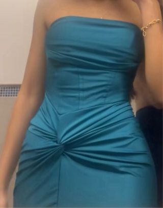 Vestido largo azul petróleo sin tirantes