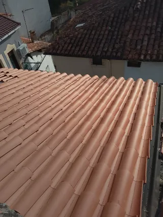 CUBIERTAS Y TEJADOS R.Y.M.