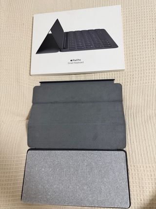 Funda Teclado Smart Keyboard iPad Pro 10,5
