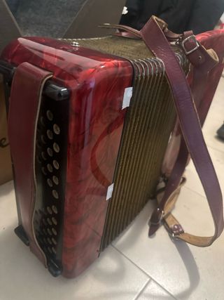 Acordeón Hohner Concerto II 72 bajos