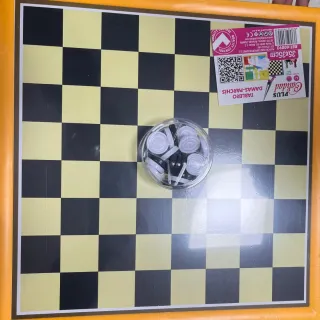 Juego de mesa 2 en 1: Parchís y Damas
