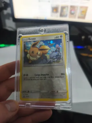 Carta Pokémon Eevee SM235 Promo