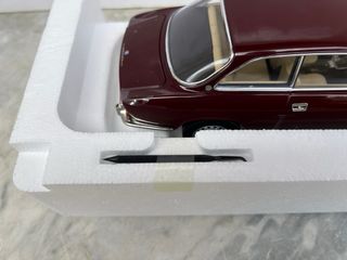 Alfa Romeo GTV 1973 1:18 Norev 1/18