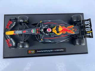 Modellino Red Bull RB19 Verstappen 1:18 Bburago