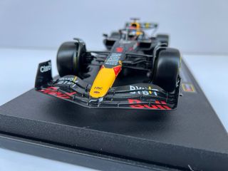 Modellino Red Bull RB19 Verstappen 1:18 Bburago