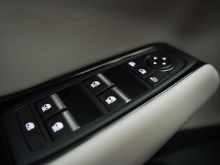 Renault Espace Iconic E-Tech full hybrid 146kW