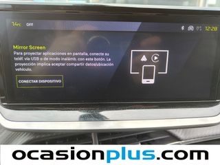 Peugeot 2008 Allure Hybrid eDCS6 100 kW (136 CV)