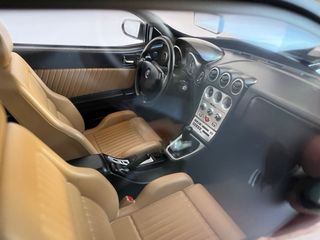 Alfa Romeo GTV Black  1999 Norev 1:18 1/18