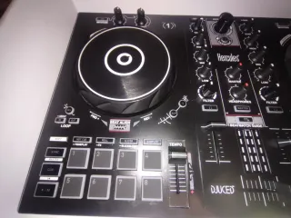 Controladora DJ Hercules Inpulse 300 Reestreno