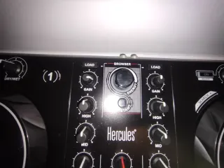 Controladora DJ Hercules Inpulse 300 Reestreno