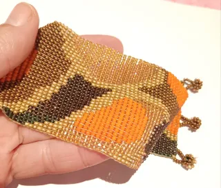 Bracciale donna con perline fatto a mano