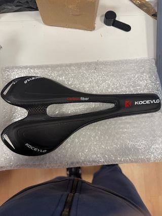 Sillín KOCEVLO Carbono